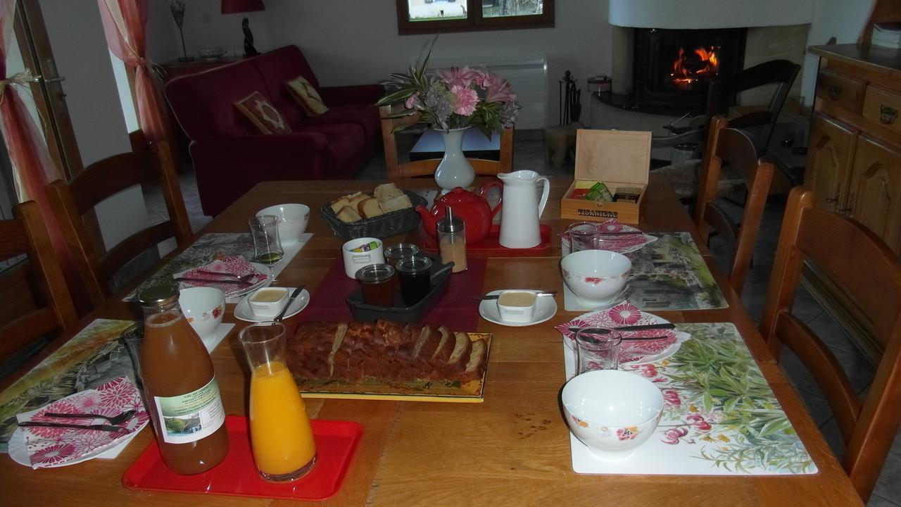 Au Vieux Tilleul Bed and Breakfast Veynes Esterno foto