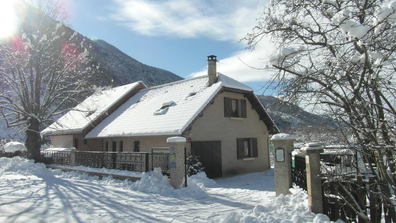 Au Vieux Tilleul Bed and Breakfast Veynes Esterno foto